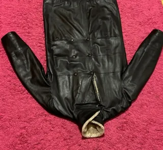 Chaquetón de piel hombre negro