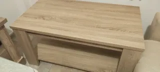 Mesa de centro elevable de madera