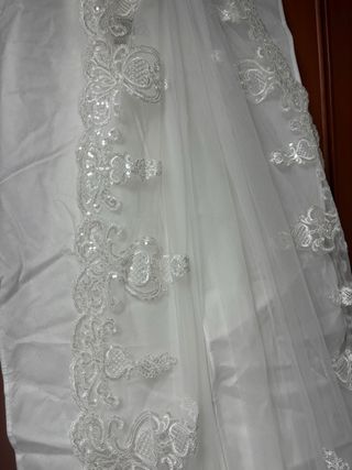 Vestido de Novia Blanco con Pedrería