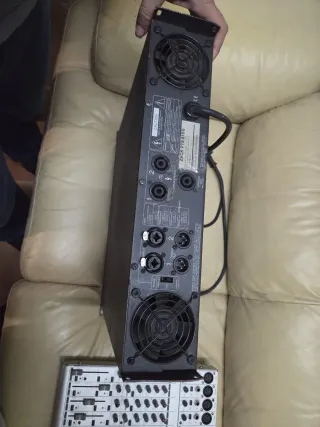 Altavoz Zeck y Etapa Zeck