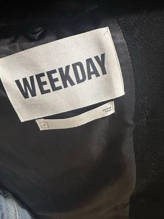 Abrigo negro oversize