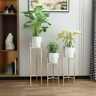 Bases decorativas en hierro para macetas