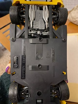 Bburago Ferrari Testarossa Gialla Modellino