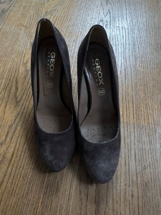 Scarpe con tacco scamosciate Geox marroni 9 cm