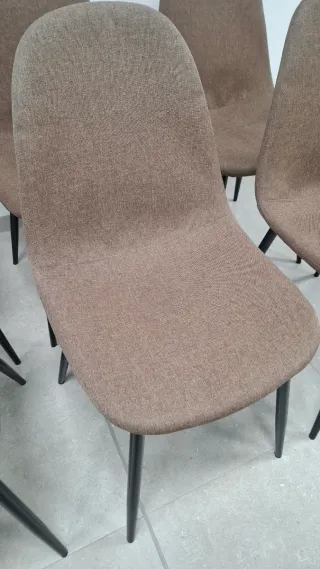 Seis sillas de comedor tela y metal