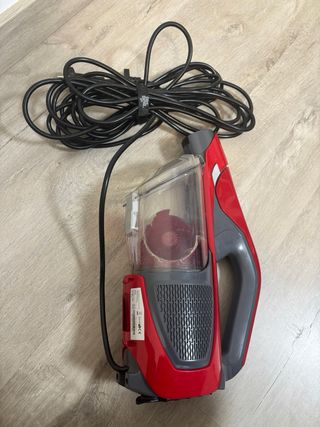 Aspiradora de mano Dirt Devil Roja