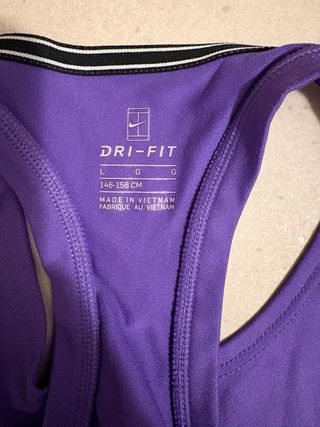 Vestido deportivo Nike morado
