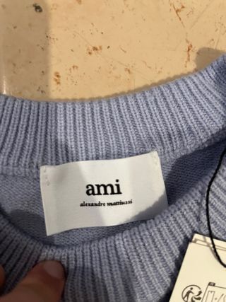 Sweatshirt Ami azul com coração branco
