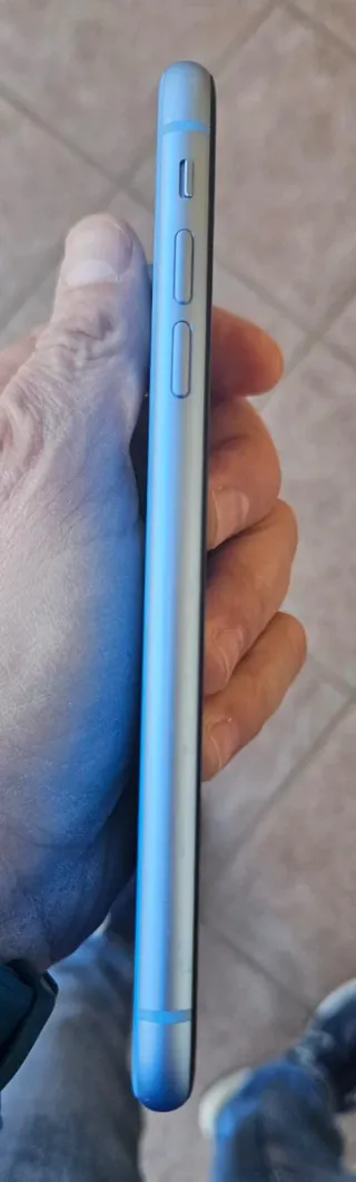 Telefono Apple iPhone XR 64GB Come Nuovo