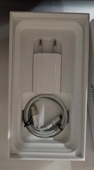 Telefono Apple iPhone XR 64GB Come Nuovo