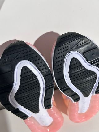 Nike Air Max 270 Rosa Tg 37.5