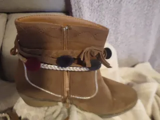 Botines marrones con cremallera