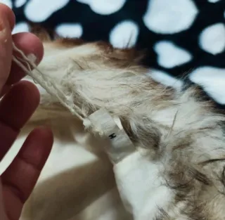 Cappello donna rosso e marrone