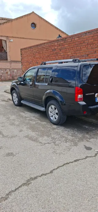 Nissan Pathfinder 2005