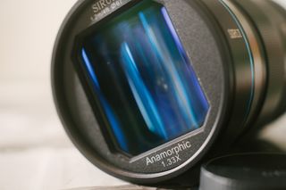 Sirui 75mm f/1.8 1.33X Anamórfico EF-M