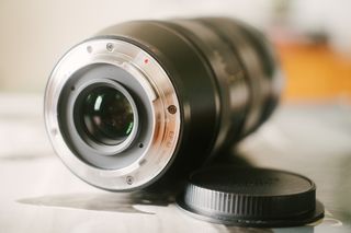 Sirui 75mm f/1.8 1.33X Anamórfico EF-M