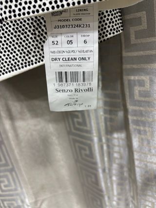 Traje de boda Senzorivolli blanco y negro