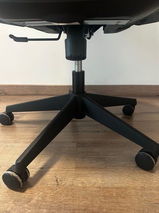 Silla de oficina SONGMICS ergonómica con reposacabezas – como nueva