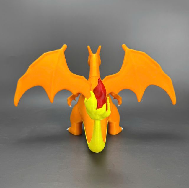 Figura Charizard Pokémon 3D