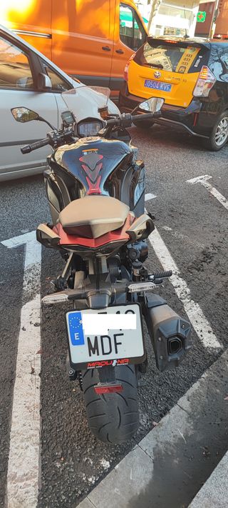 Kawasaki Ninja 1000 SX Negra/Roja 2023