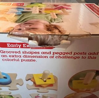 Puzzle creativo de clavijas Hape