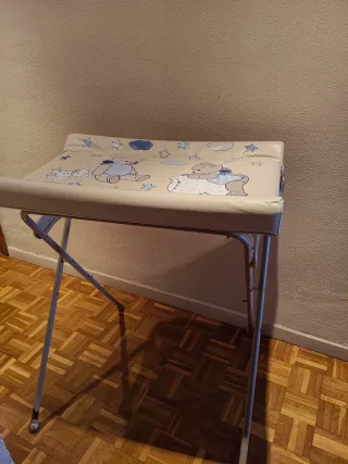 Cambiador infantil + Cuna de madera+silla de paseo