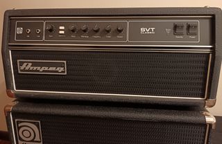 Ampeg SVT CL + Pantalla 410 HLF