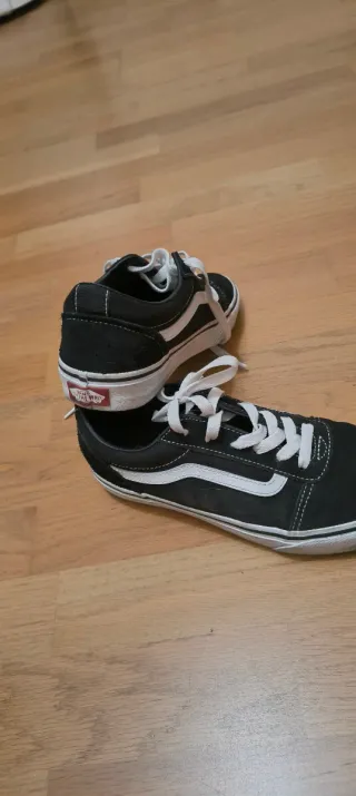 Vans Old Skool Negras y Blancas