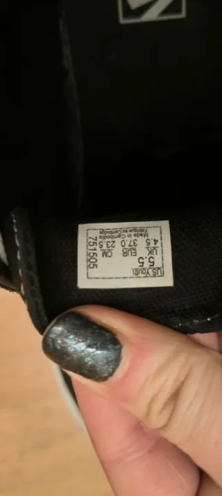 Vans Old Skool Negras y Blancas