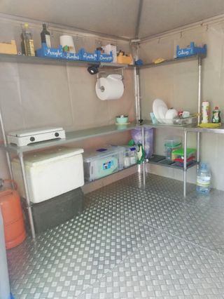 Vendo caravana al detalle