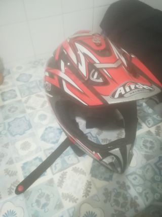 Casco de Cross Airoh Rojo y Negro
