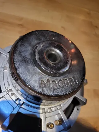 Subwoofer Magnat XTC 1200