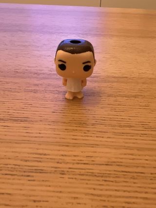 Figura Kinder Joy Stranger Things