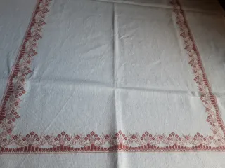 Mantelería antigua bordada