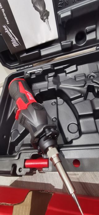 Soldador Milwaukee M12 SI