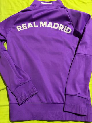 Chaqueta Real Madrid Morada Talla M