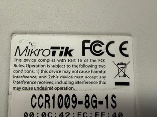 Router Mikrotik Cloud Core CCR-1009-8G-1S