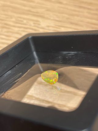 Opale Cabochon e Opale grezzo