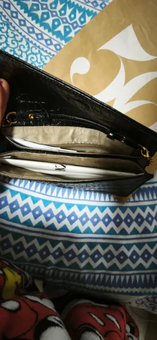 Bolso Zara Negro tipo sobre con cadena