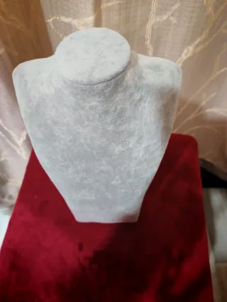 Expositor de collares