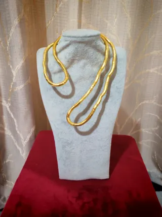 Expositor de collares