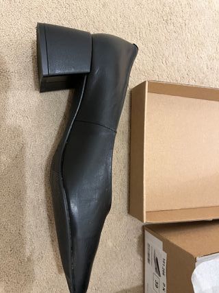 Zapatos de salón negros tacón bloque