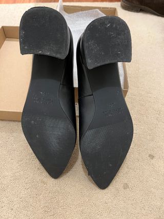 Zapatos de salón negros tacón bloque