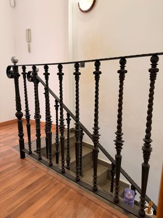 Barandilla de forja para escalera