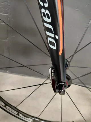 Bicicleta de carretera MACARIO Carbono