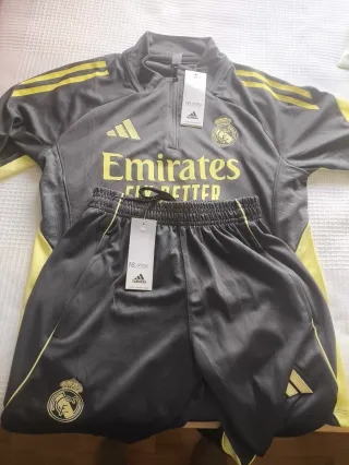 Chándal Real Madrid Adidas Niño Talla 12