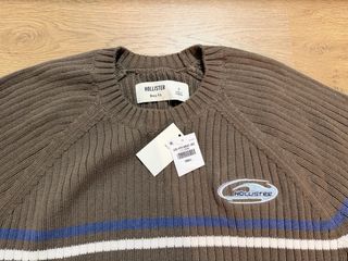 Suéter Hollister Cuello Redondo Logo Talla S