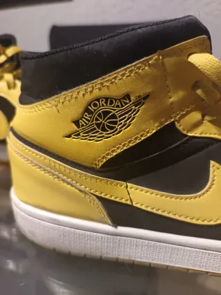 Nike Air Jordan Negro/Amarillo Talla X