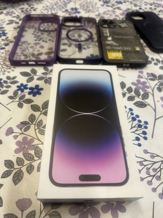 iPhone 14 Pro Max /Morado