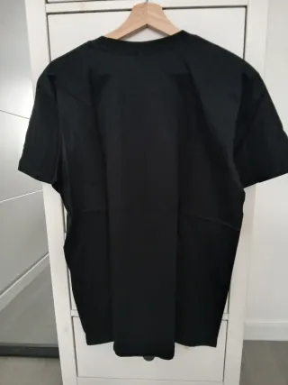 Camiseta negra Halcón Milenario Star Wars. Talla L